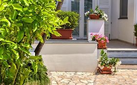 Villa Giardini Luxury Room